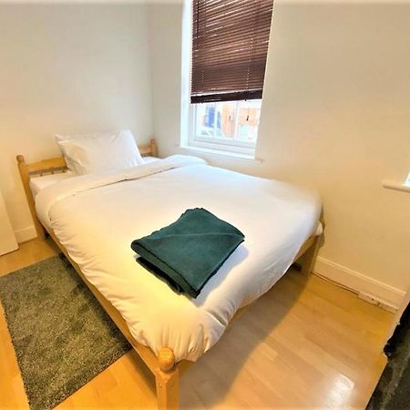 Smart 1 Bedroom Apartment In The City - Islington Лондон Екстер'єр фото
