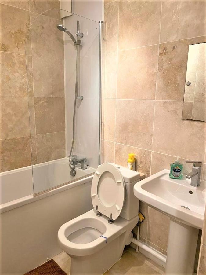 Smart 1 Bedroom Apartment In The City - Islington Лондон Екстер'єр фото